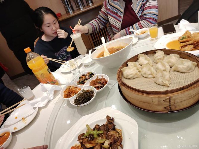 家庭聚餐